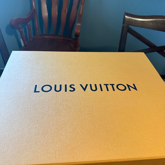 Louis Vuitton CarryAll MM Navy Blue - Picture 9 of 9